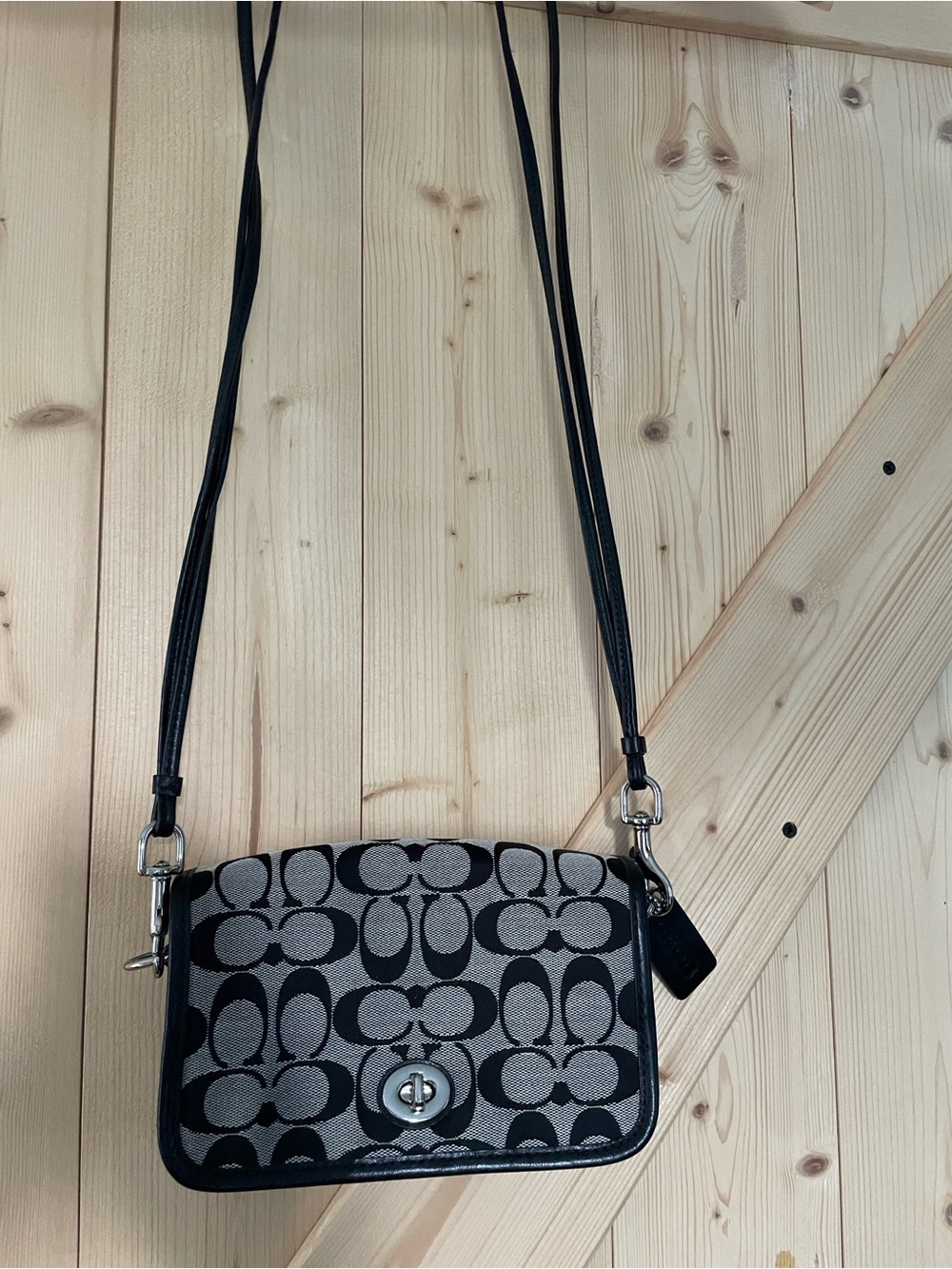 Vintage Y2K Coach Black and Gray Signature Crossbody with Turn-Lock